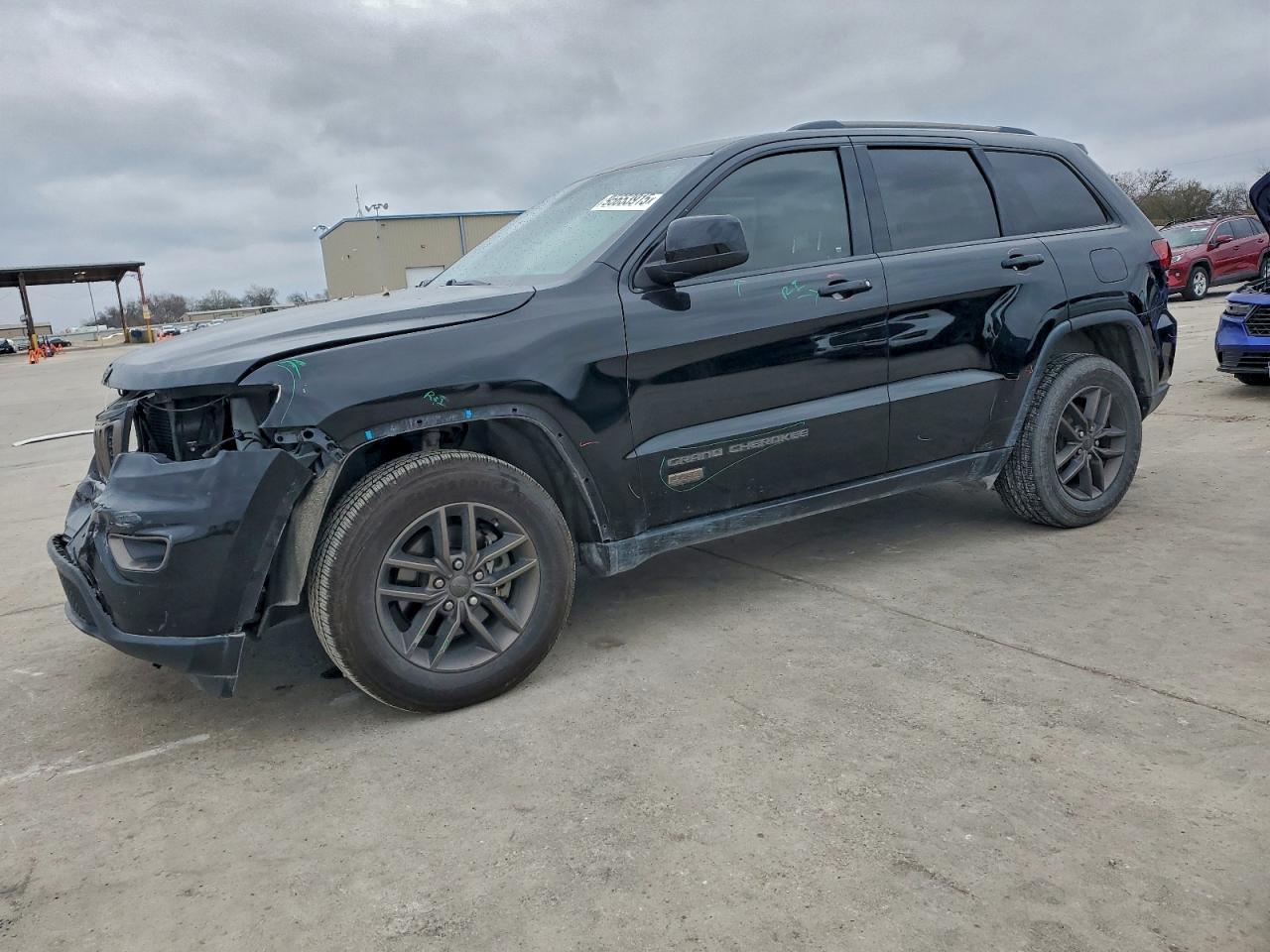 JEEP GRAND CHEROKEE LAREDO