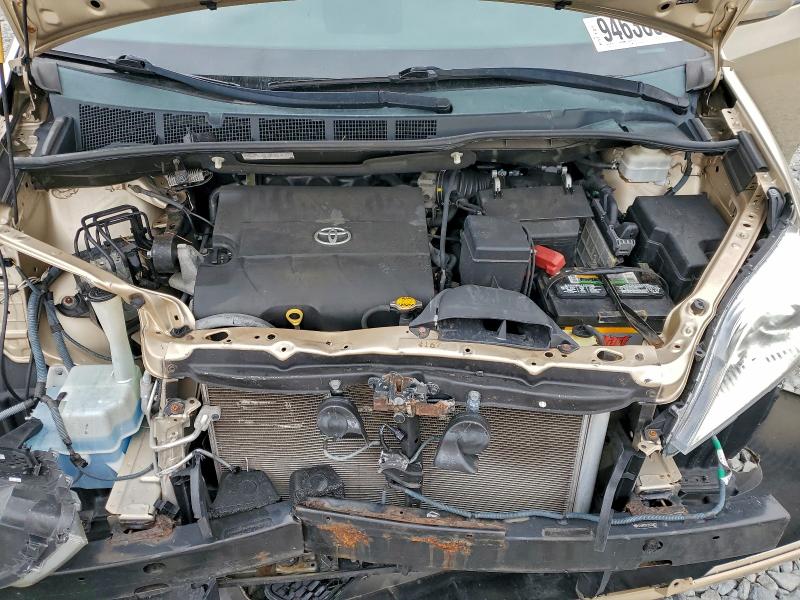 2013 TOYOTA SIENNA LE #3301829380