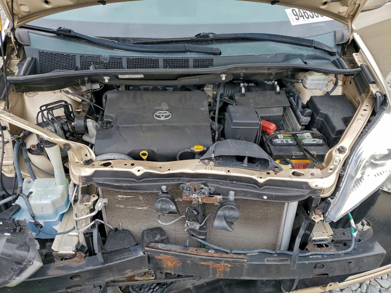 Lot #3301829380 2013 TOYOTA SIENNA LE