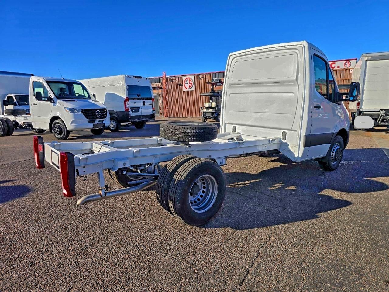 Lot #3308233210 2023 MERCEDES-BENZ SPRINTER 3