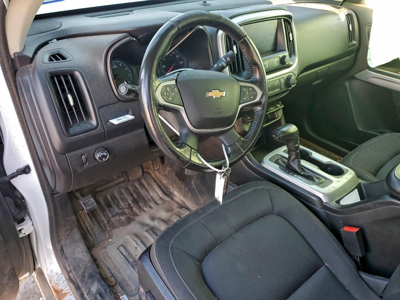 CHEVROLET COLORADO LT