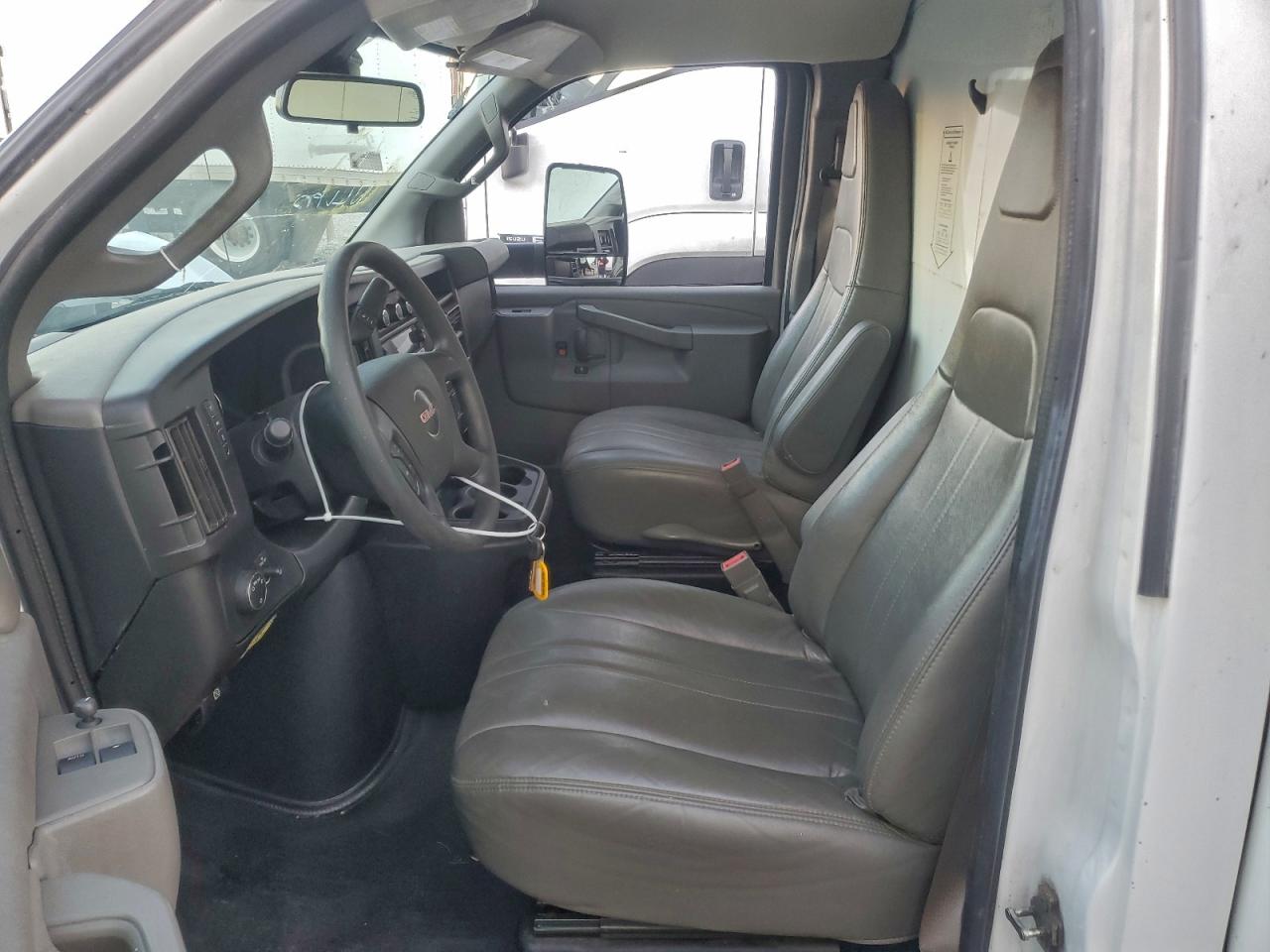 GMC SAVANA CUTAWAY G3500