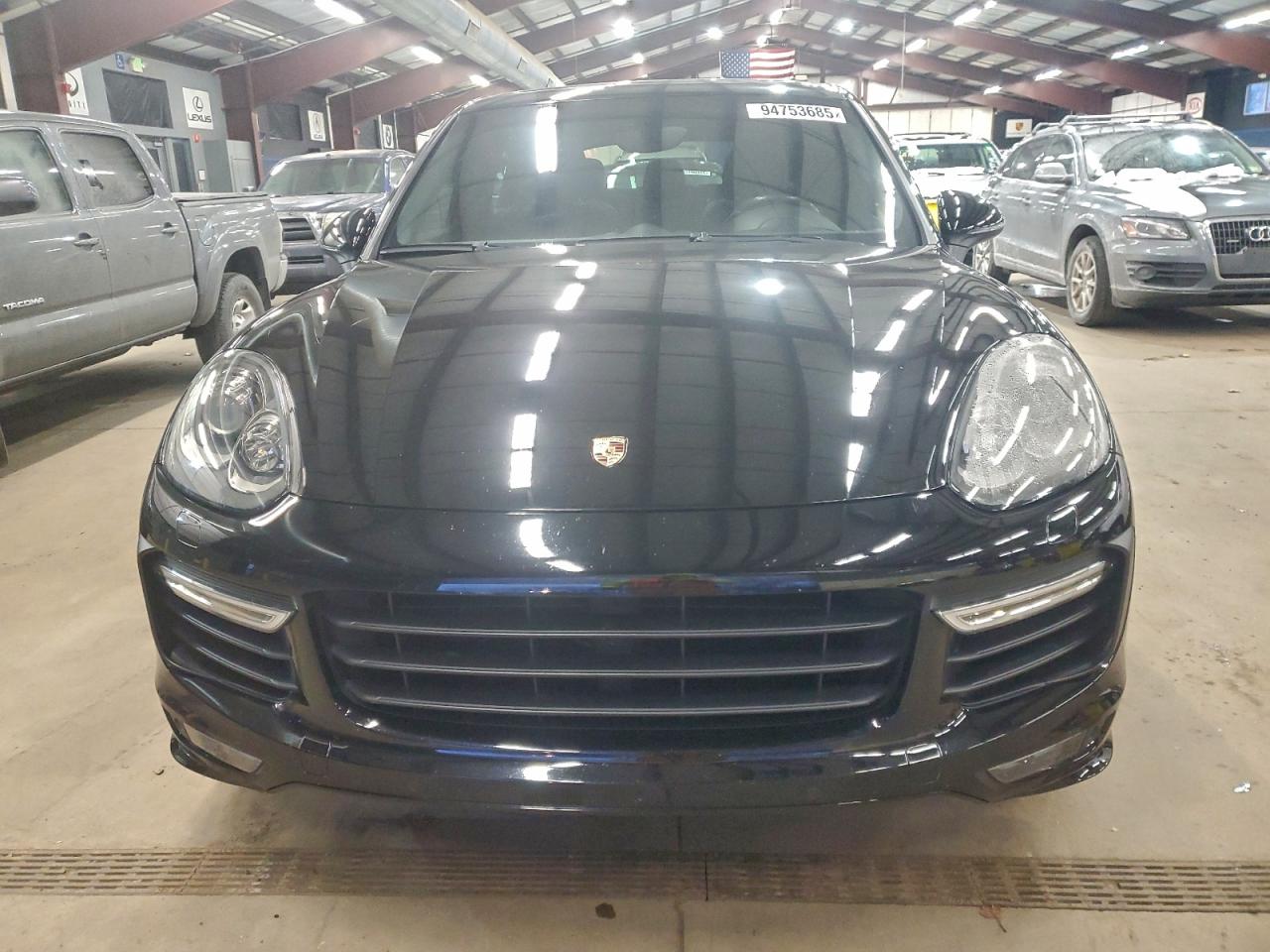 PORSCHE CAYENNE GTS