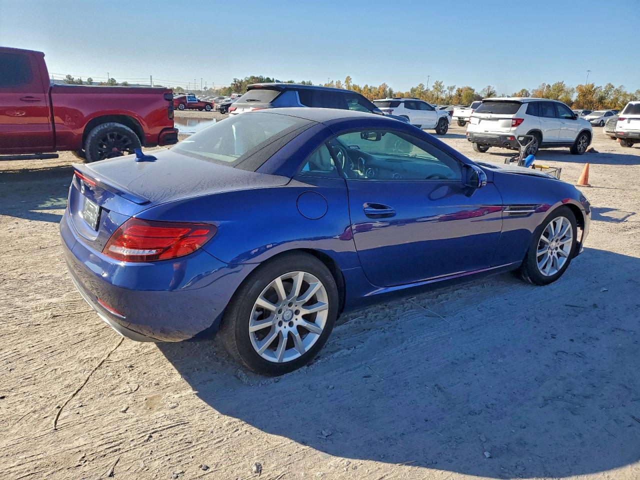 MERCEDES-BENZ SLC-CLASS 300