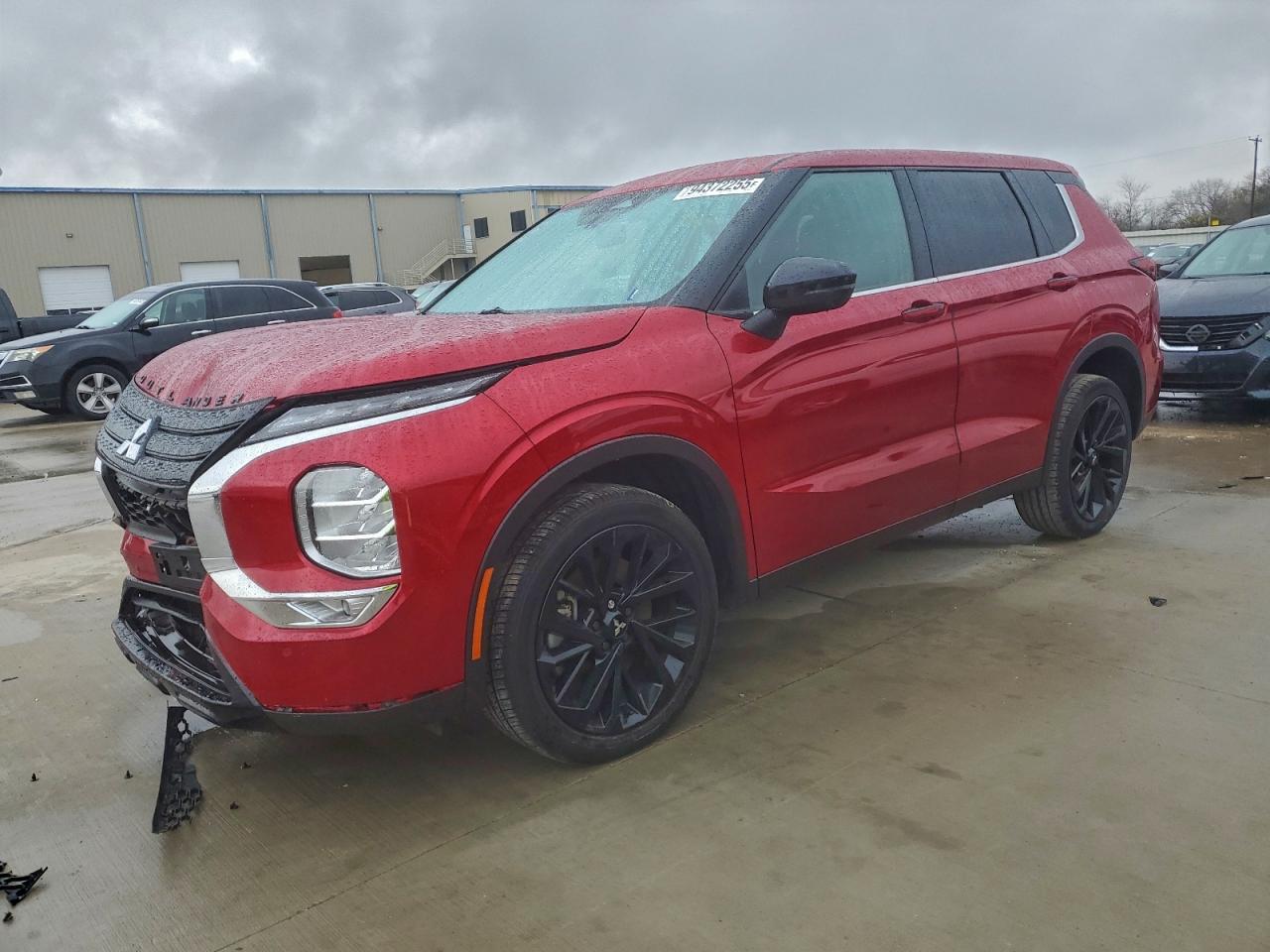 MITSUBISHI OUTLANDER SE