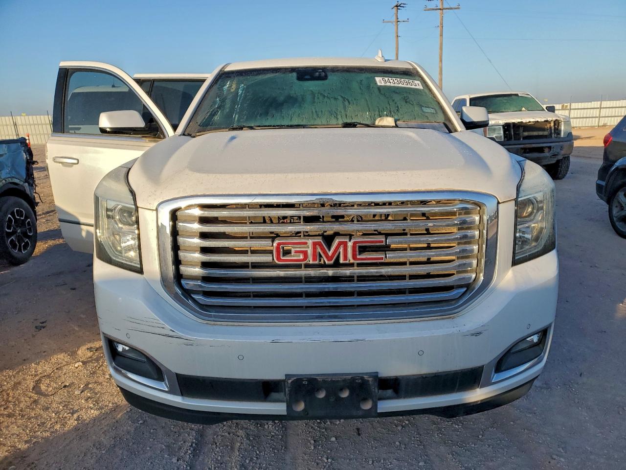 GMC YUKON C1500 SLT
