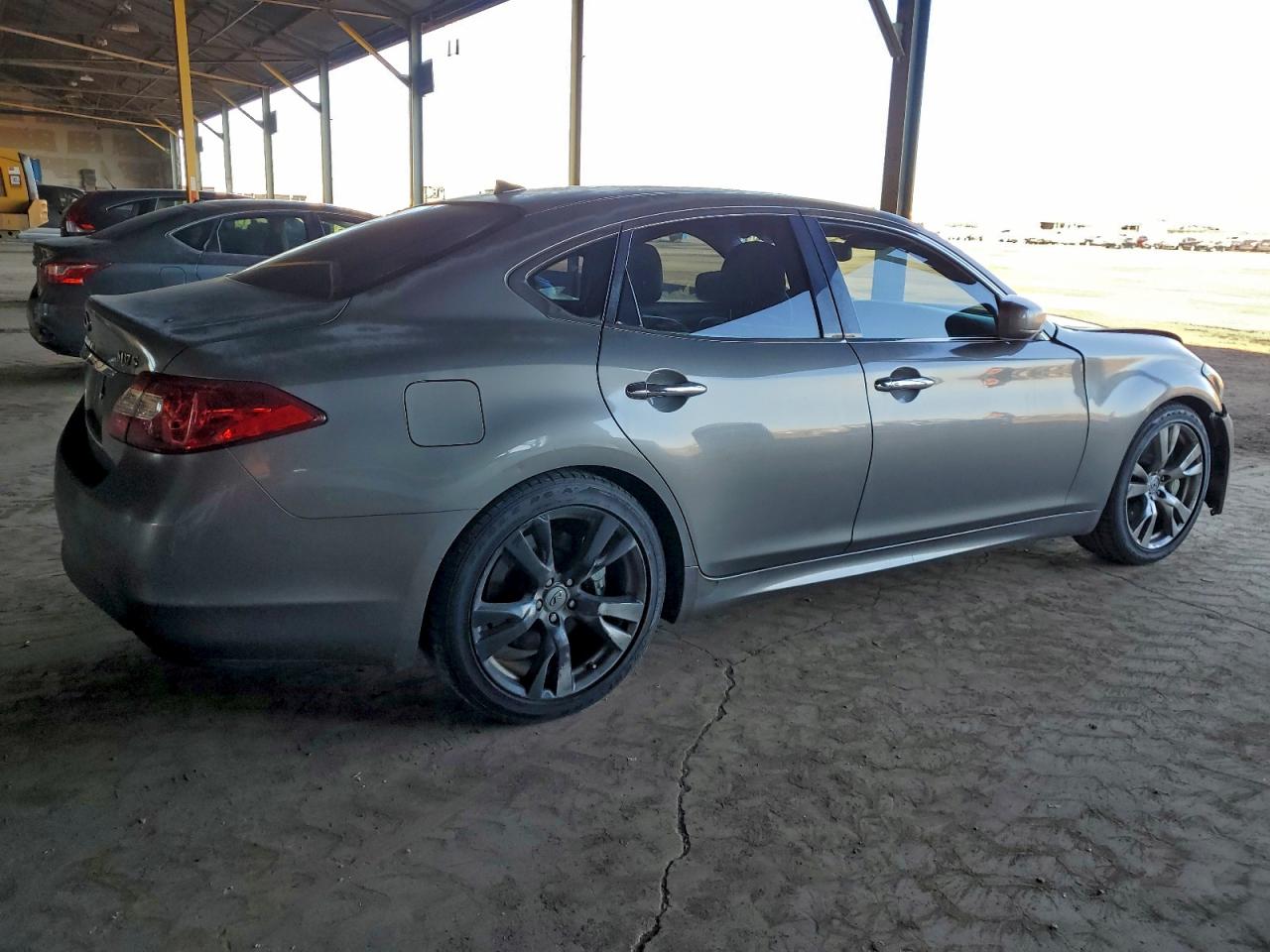 INFINITI M37