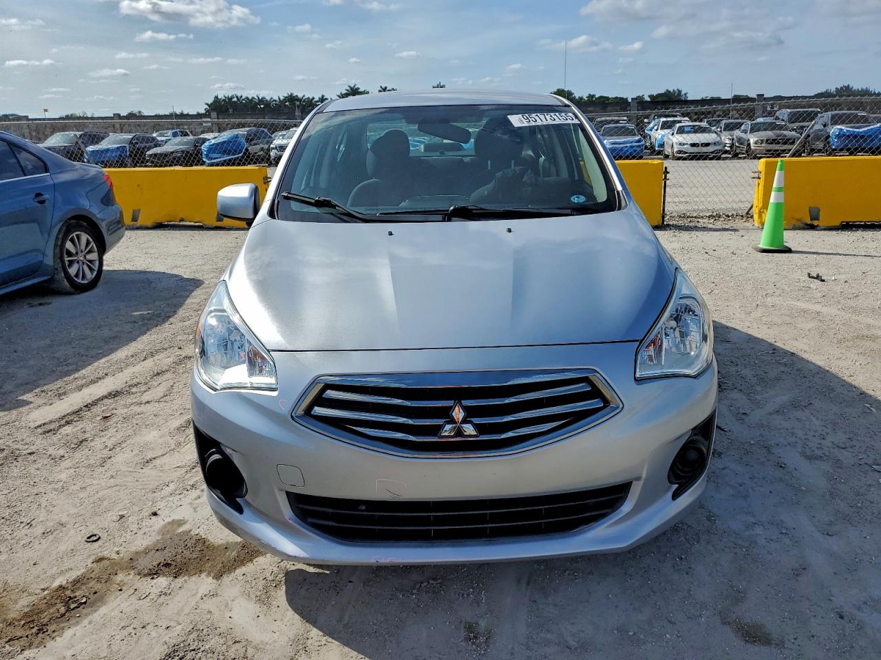 MITSUBISHI MIRAGE G4 ES