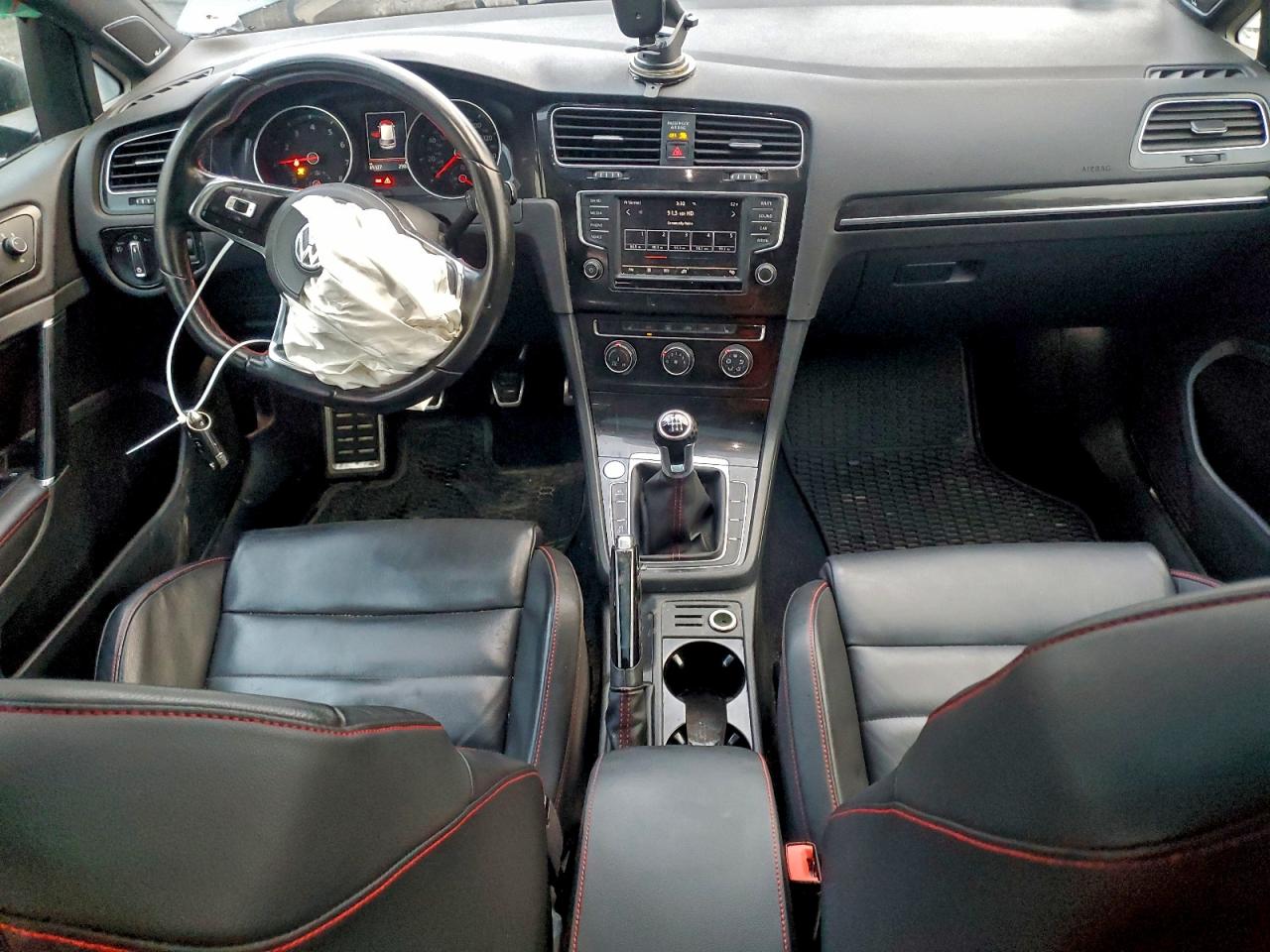 VOLKSWAGEN GOLF GTI SPORT