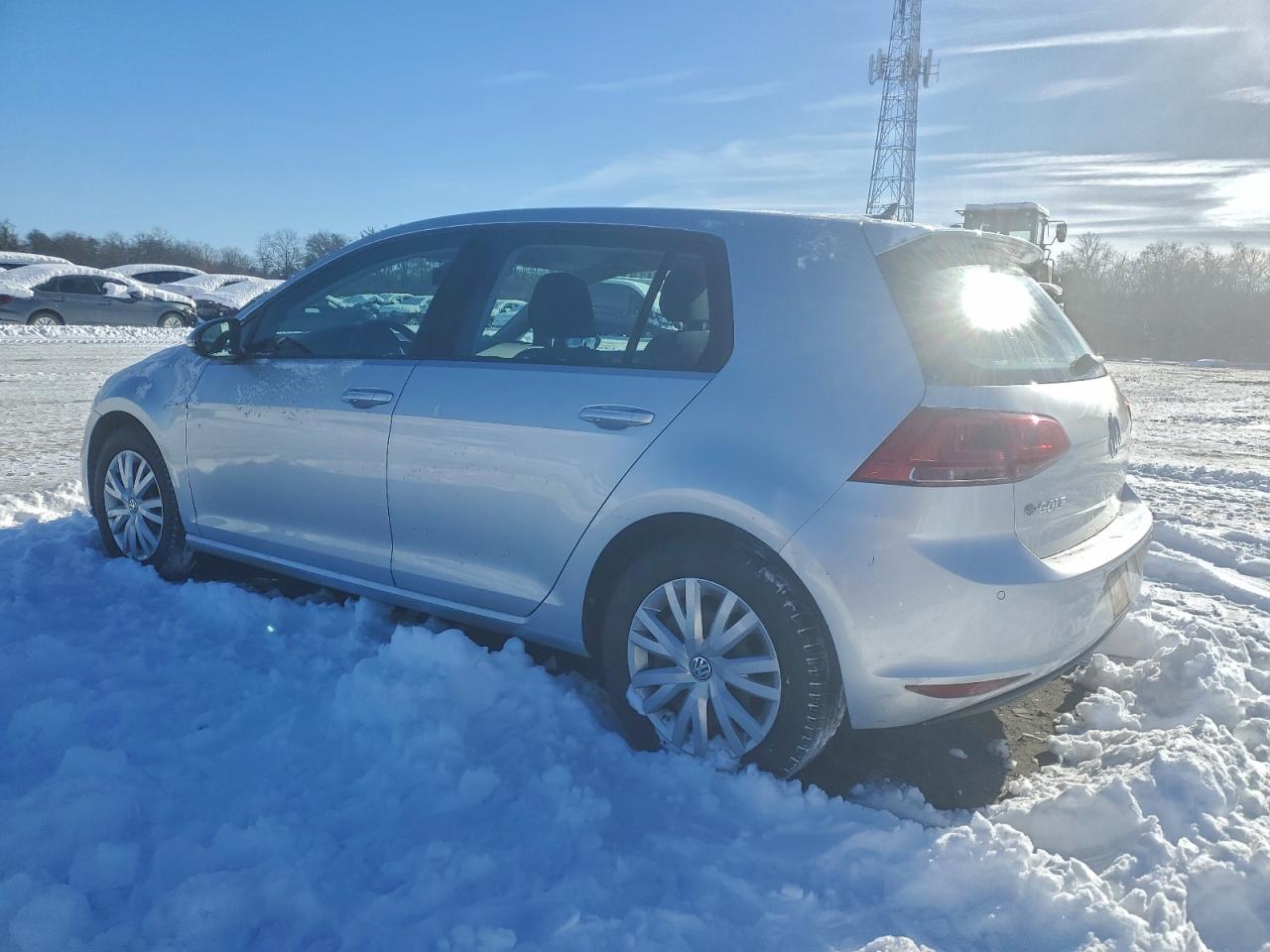 VOLKSWAGEN E-GOLF LIMITED