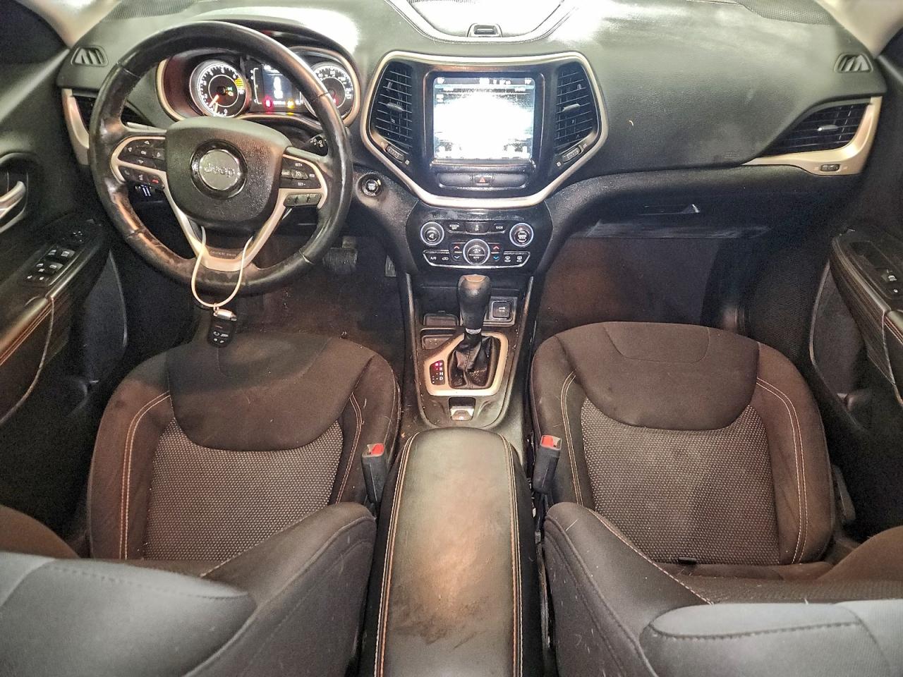 JEEP GRAND CHEROKEE LATITUDE