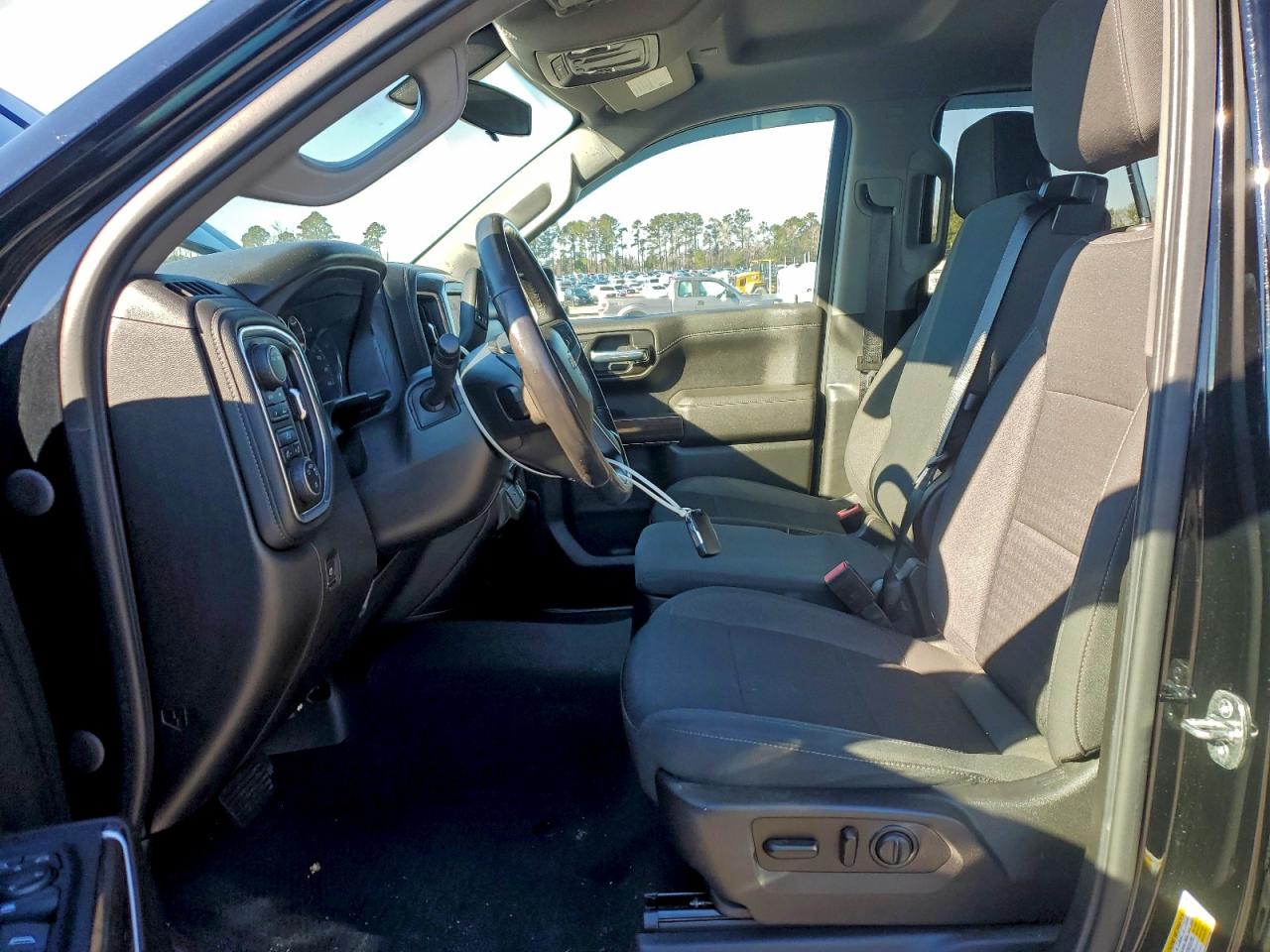 CHEVROLET SILVERADO K1500 LT