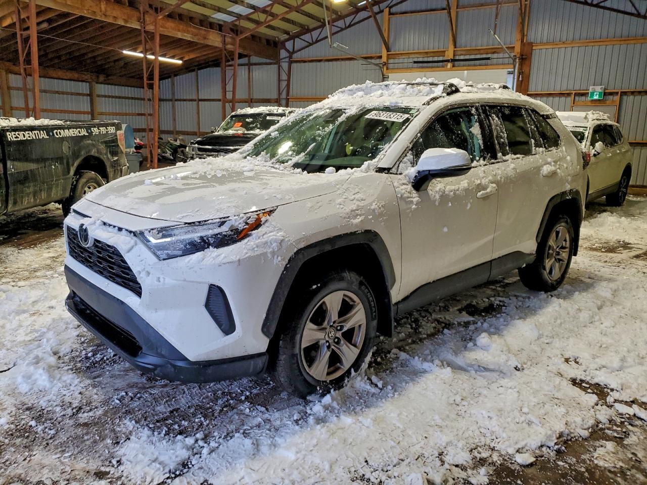 TOYOTA RAV4 XLE