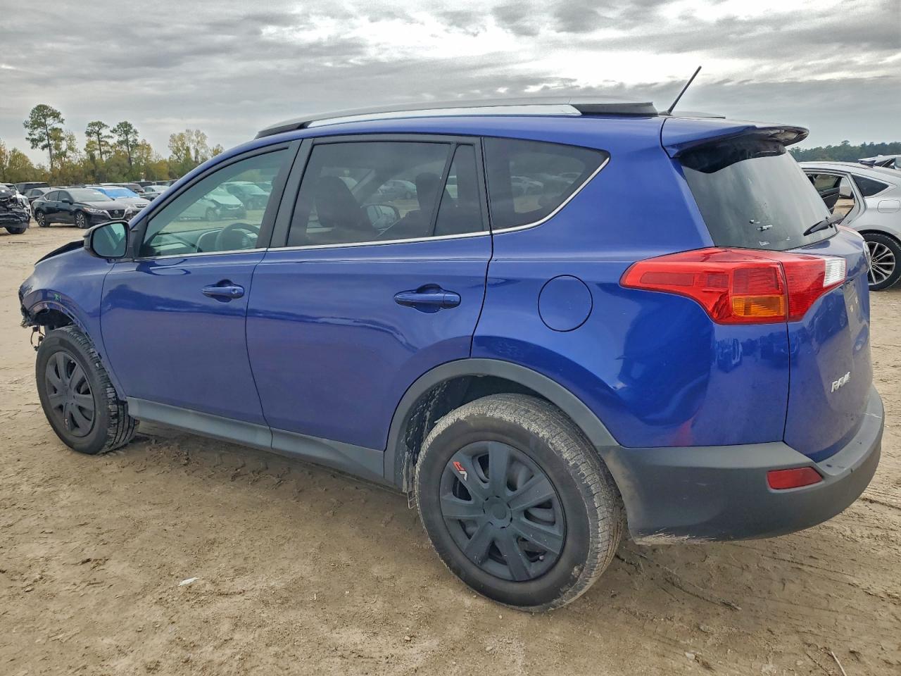 TOYOTA RAV4 LE