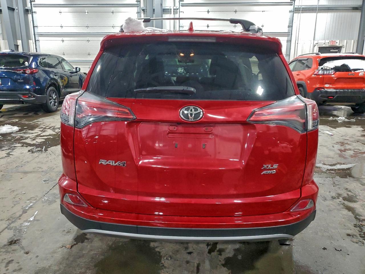TOYOTA RAV4 XLE