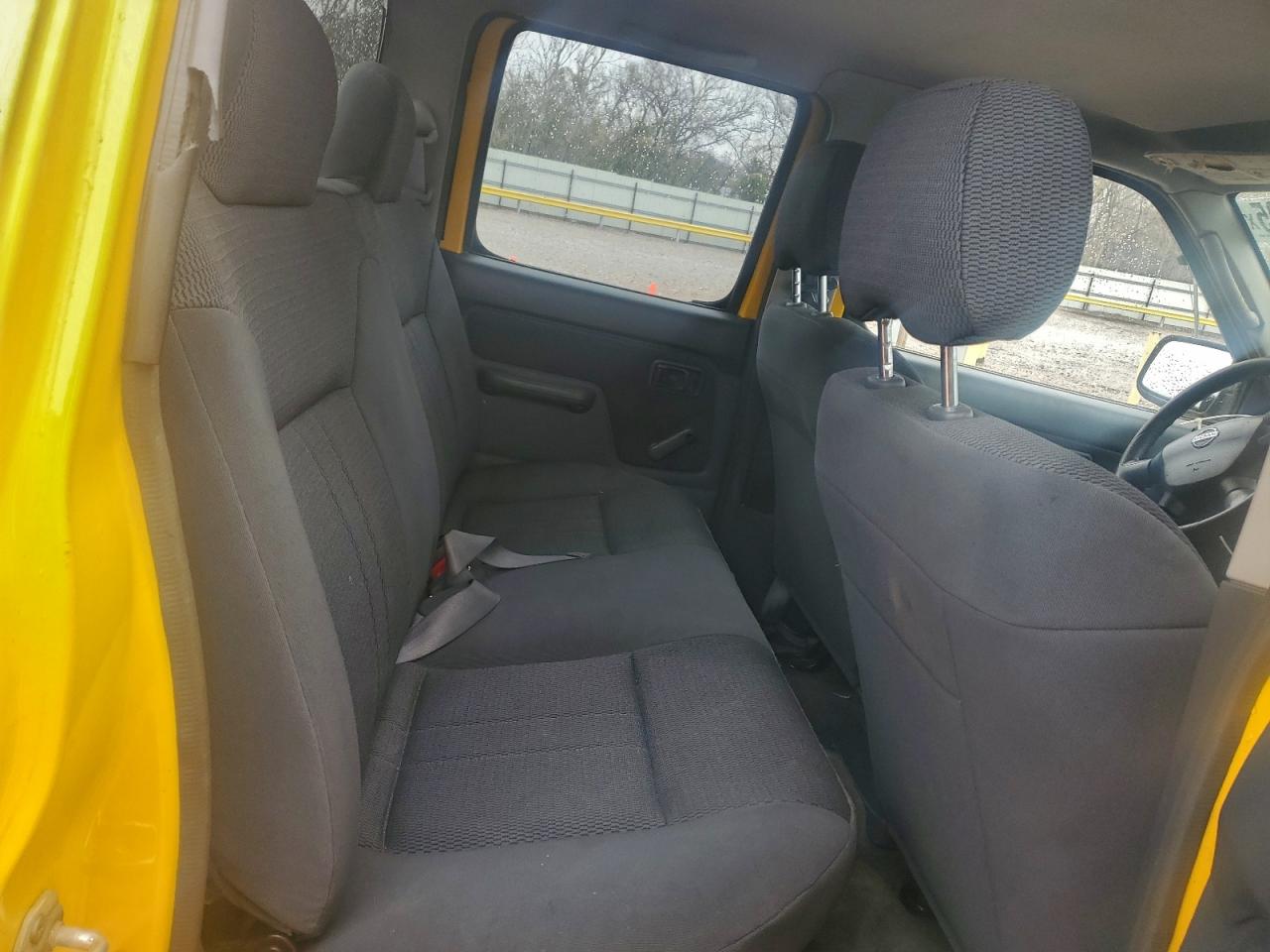 Lot #3301885442 2003 NISSAN FRONTIER C