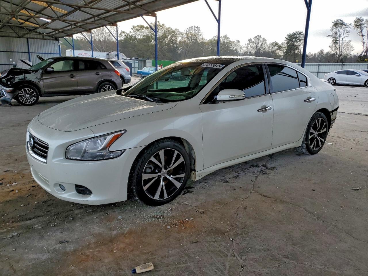 NISSAN MAXIMA S