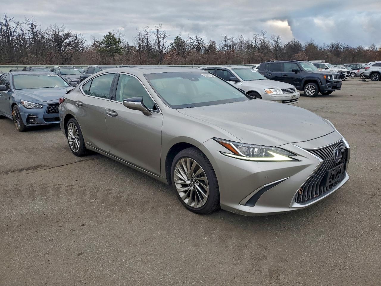 Lot #3315888156 2019 LEXUS ES 300H