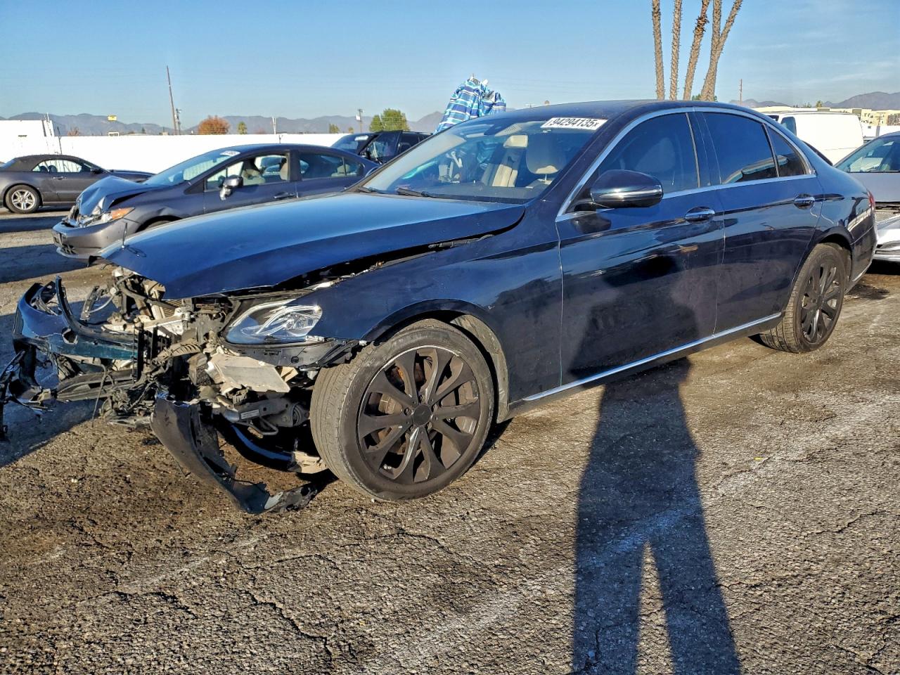 MERCEDES-BENZ E-CLASS 300