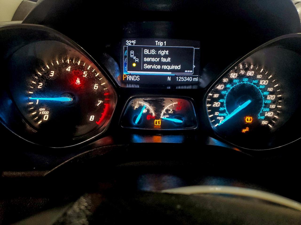 FORD ESCAPE TITANIUM