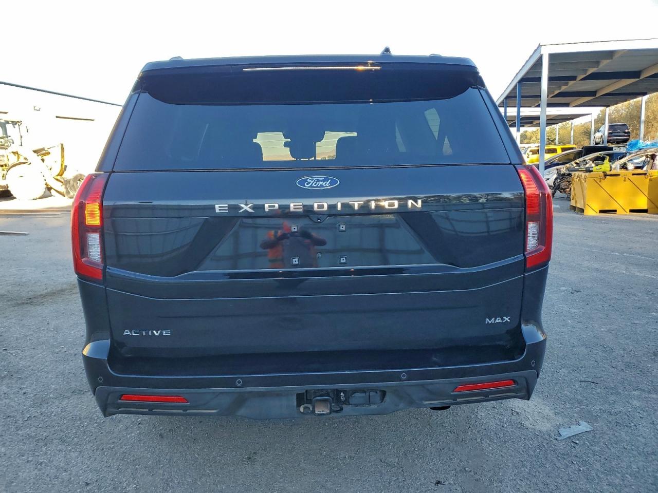 FORD EXPEDITION MAX ACTIVE