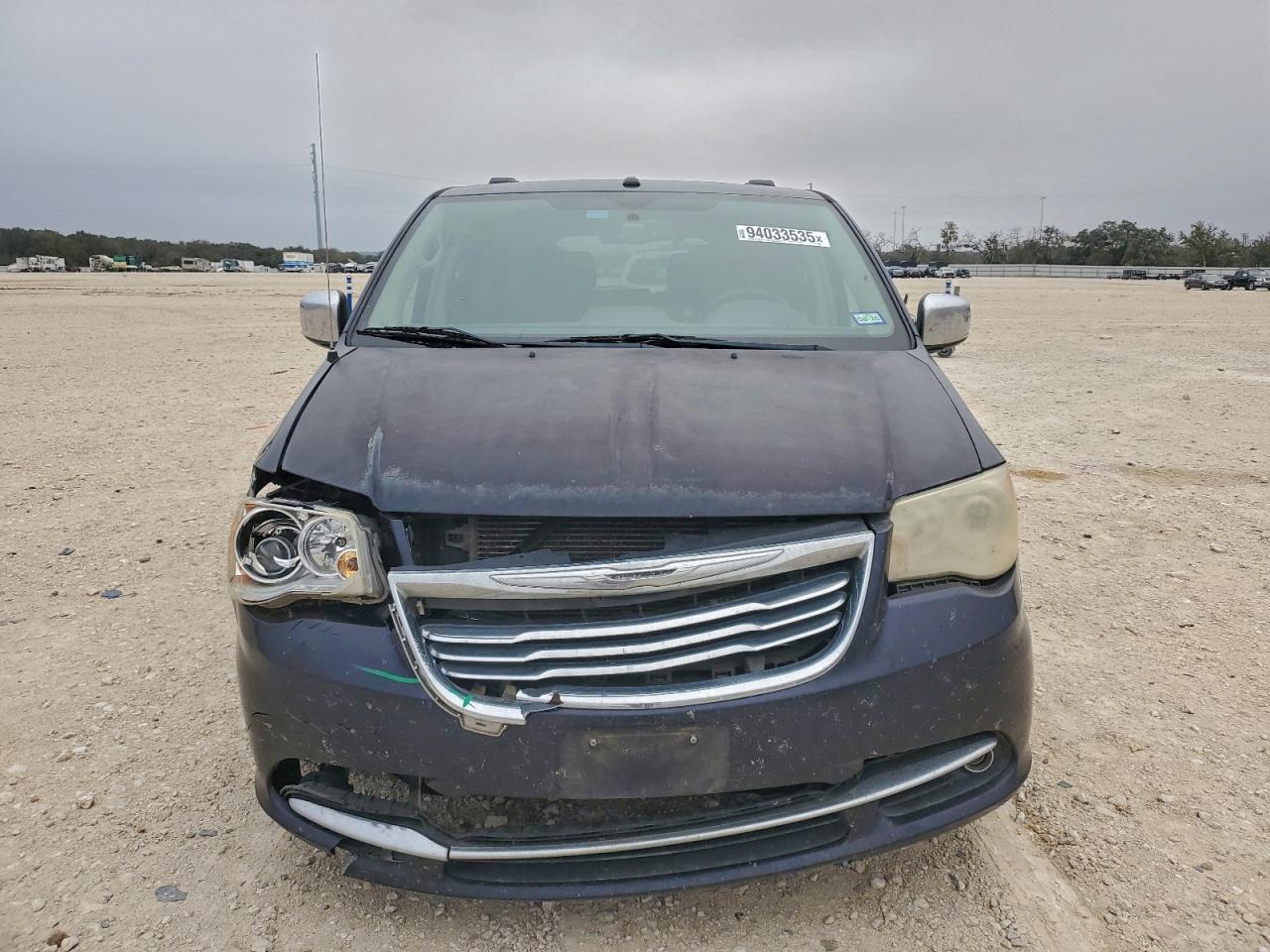CHRYSLER TOWN & COUNTRY LIMITED