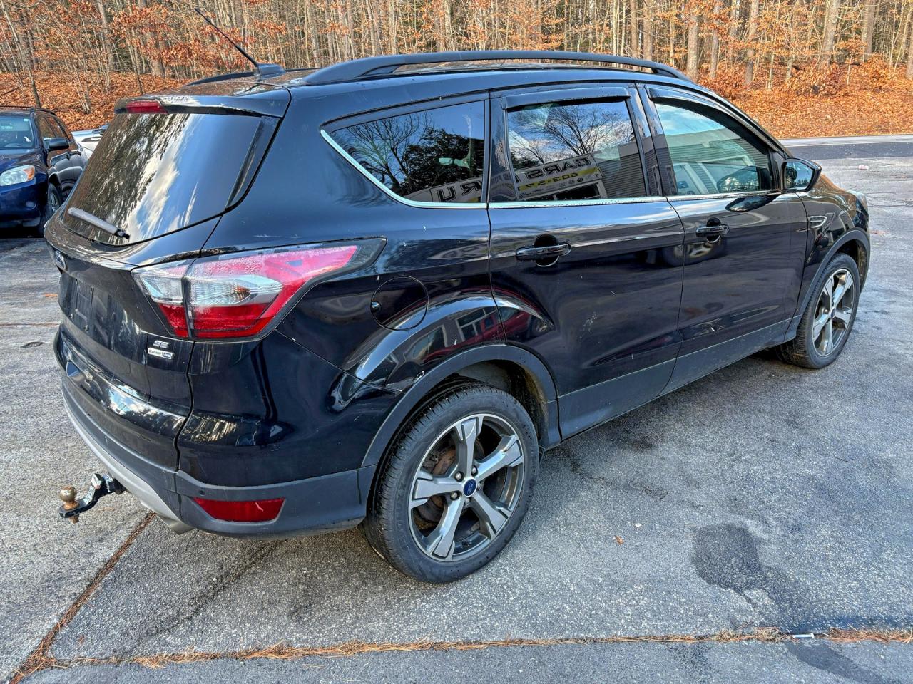 FORD ESCAPE SE