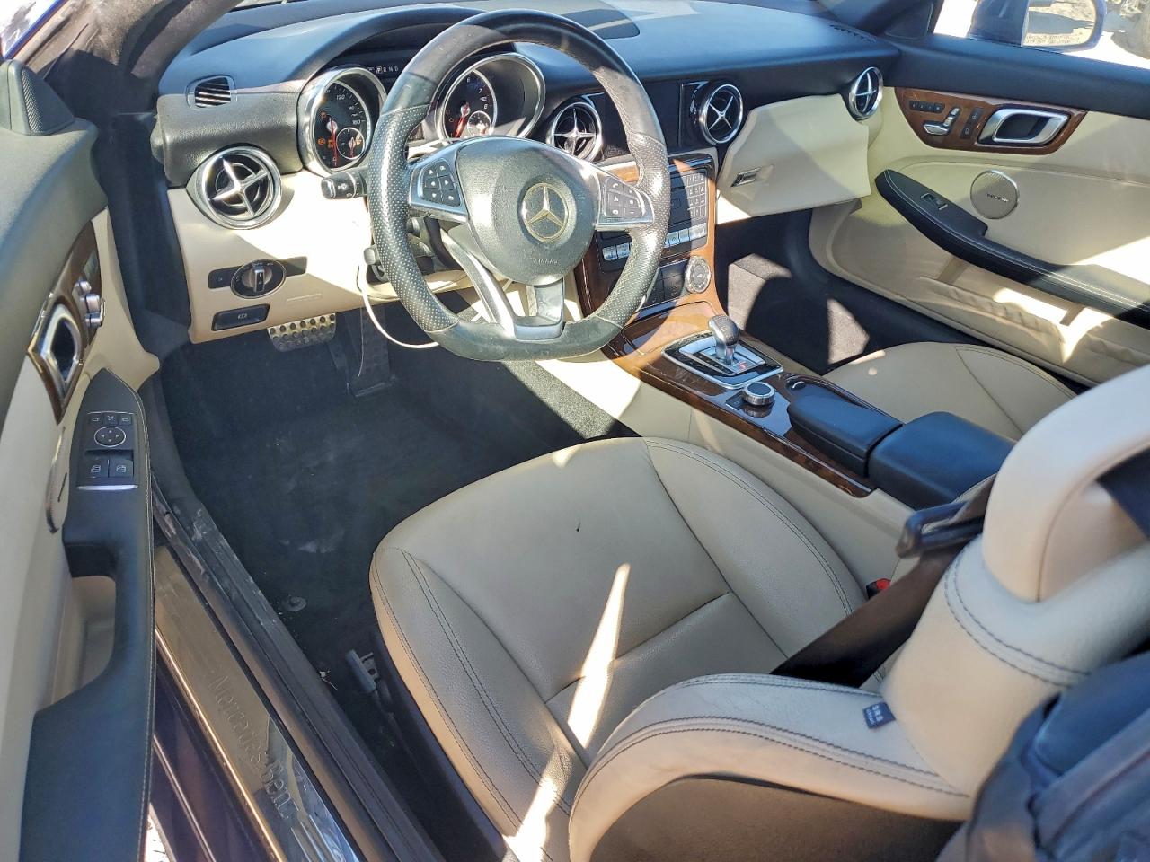 MERCEDES-BENZ SLC-CLASS 300