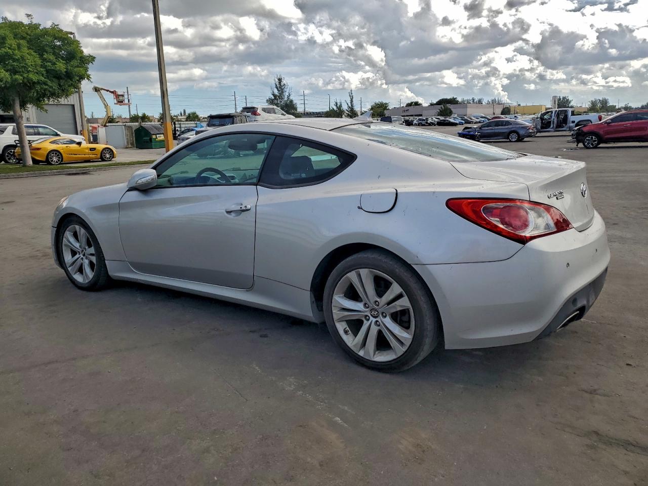 HYUNDAI GENESIS 3.8L