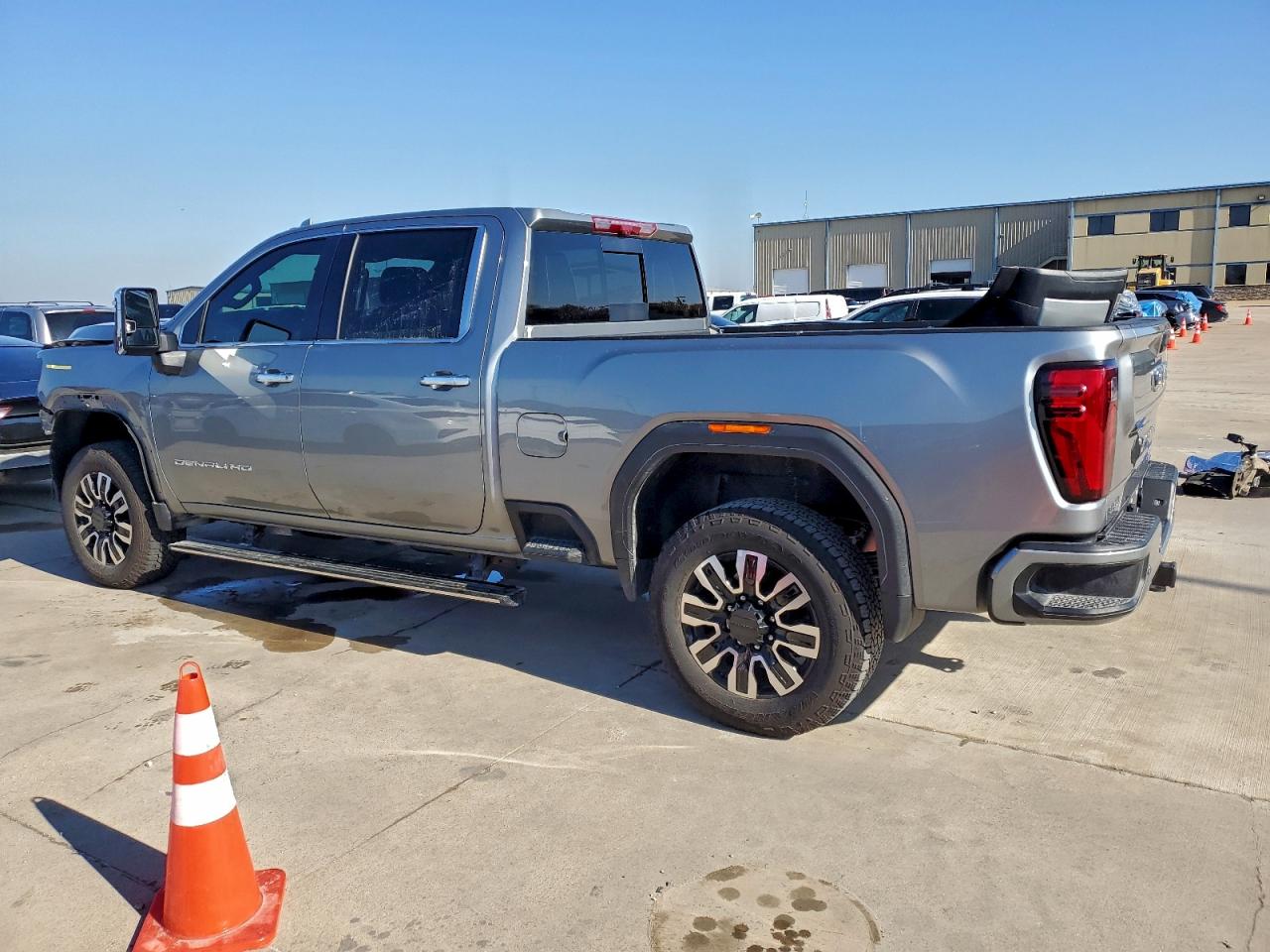 GMC SIERRA K2500 DENALI ULTIMATE