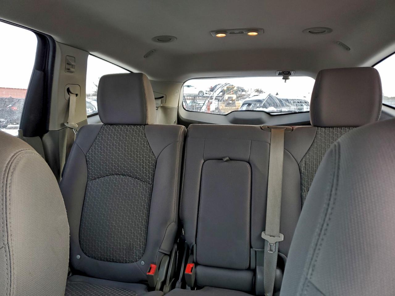 CHEVROLET TRAVERSE LS