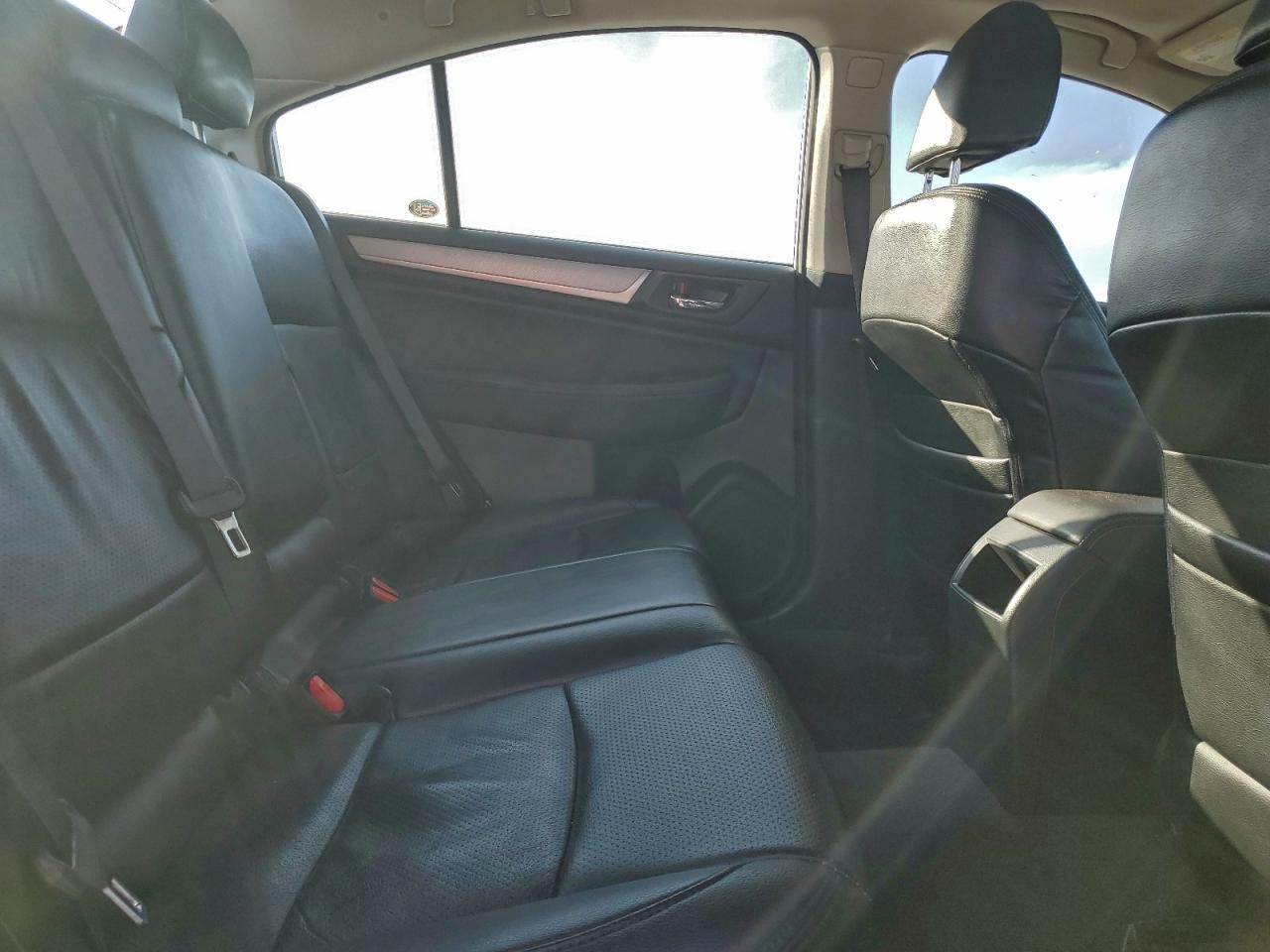 SUBARU LEGACY 2.5I PREMIUM