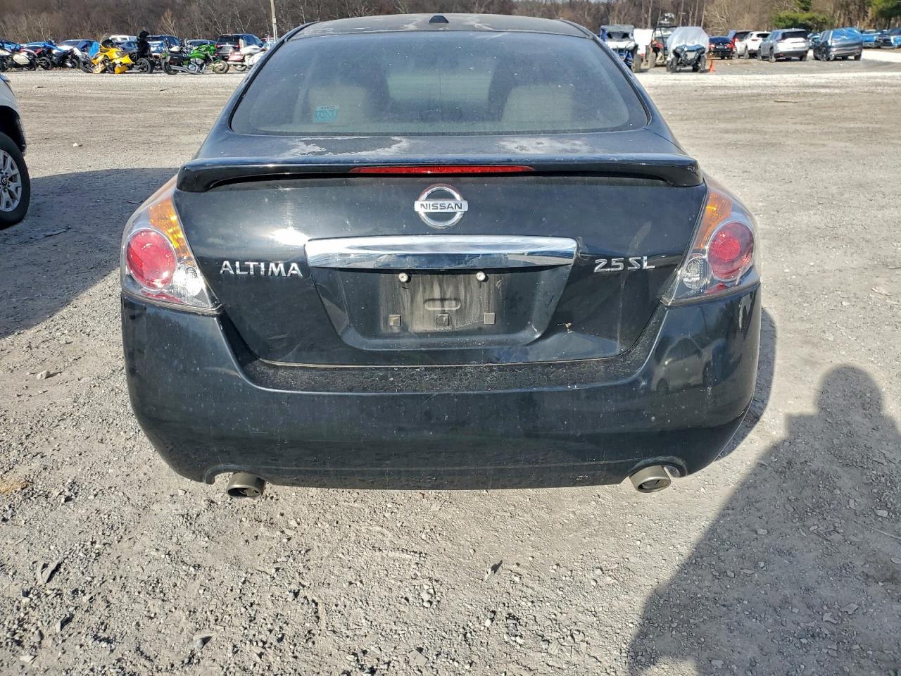 NISSAN ALTIMA BASE