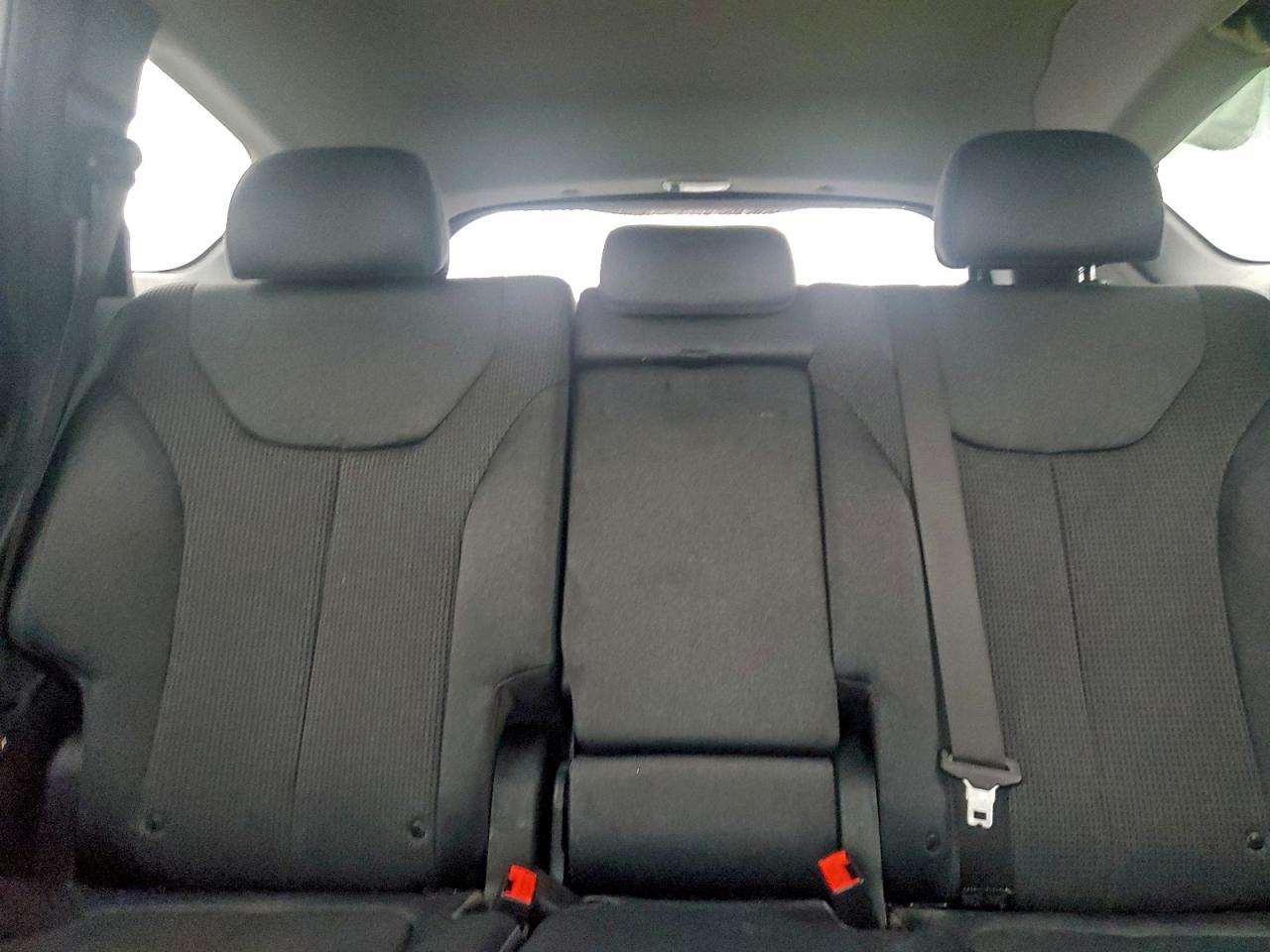 Lot #3308267221 2019 HYUNDAI SANTA FE S