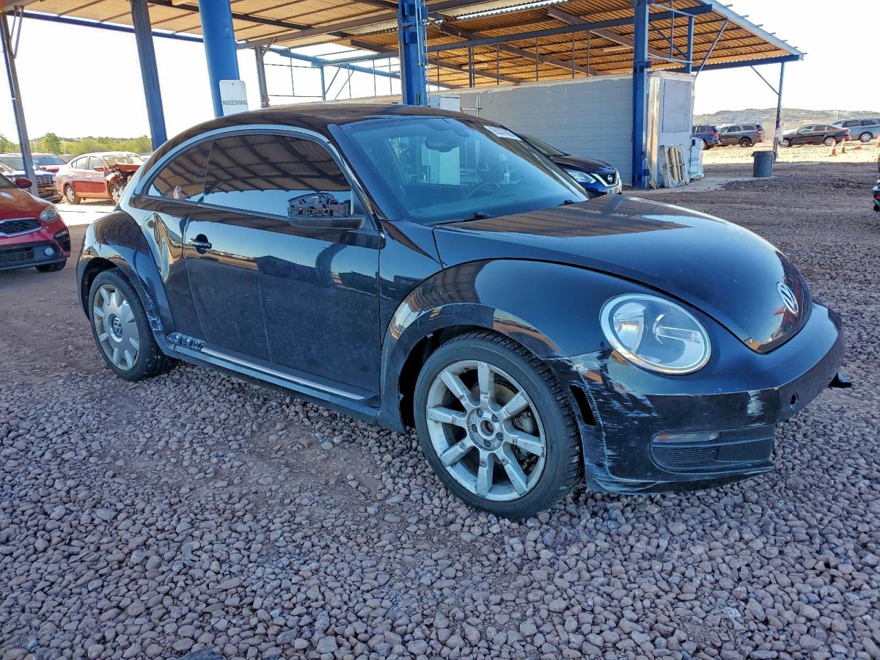 VOLKSWAGEN BEETLE SE