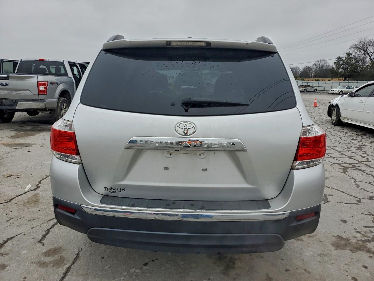 TOYOTA HIGHLANDER LIMITED