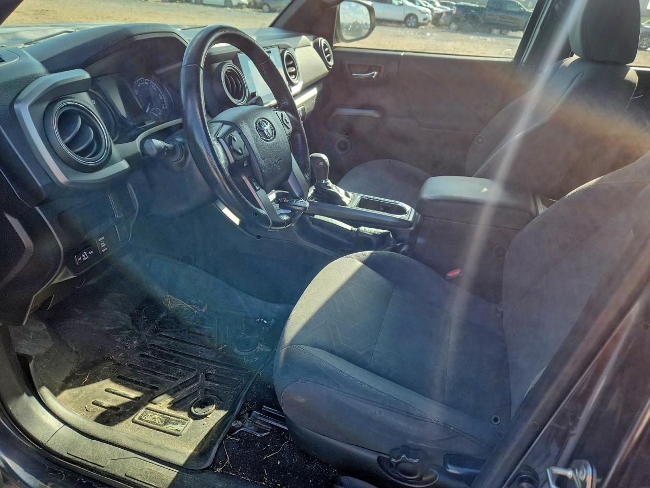 TOYOTA TACOMA DOUBLE CAB