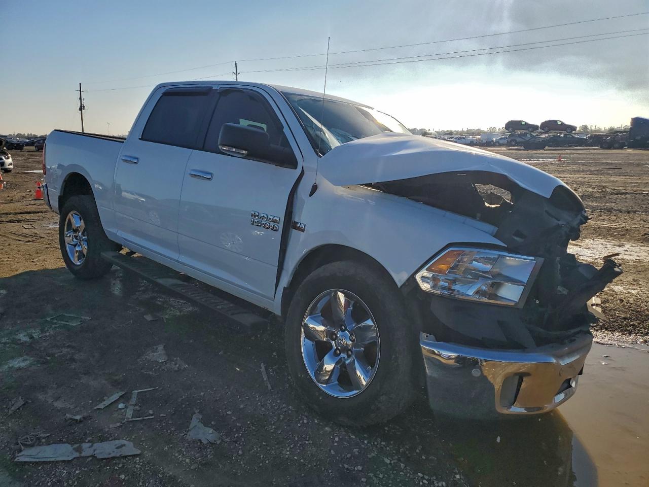 RAM 1500 SLT