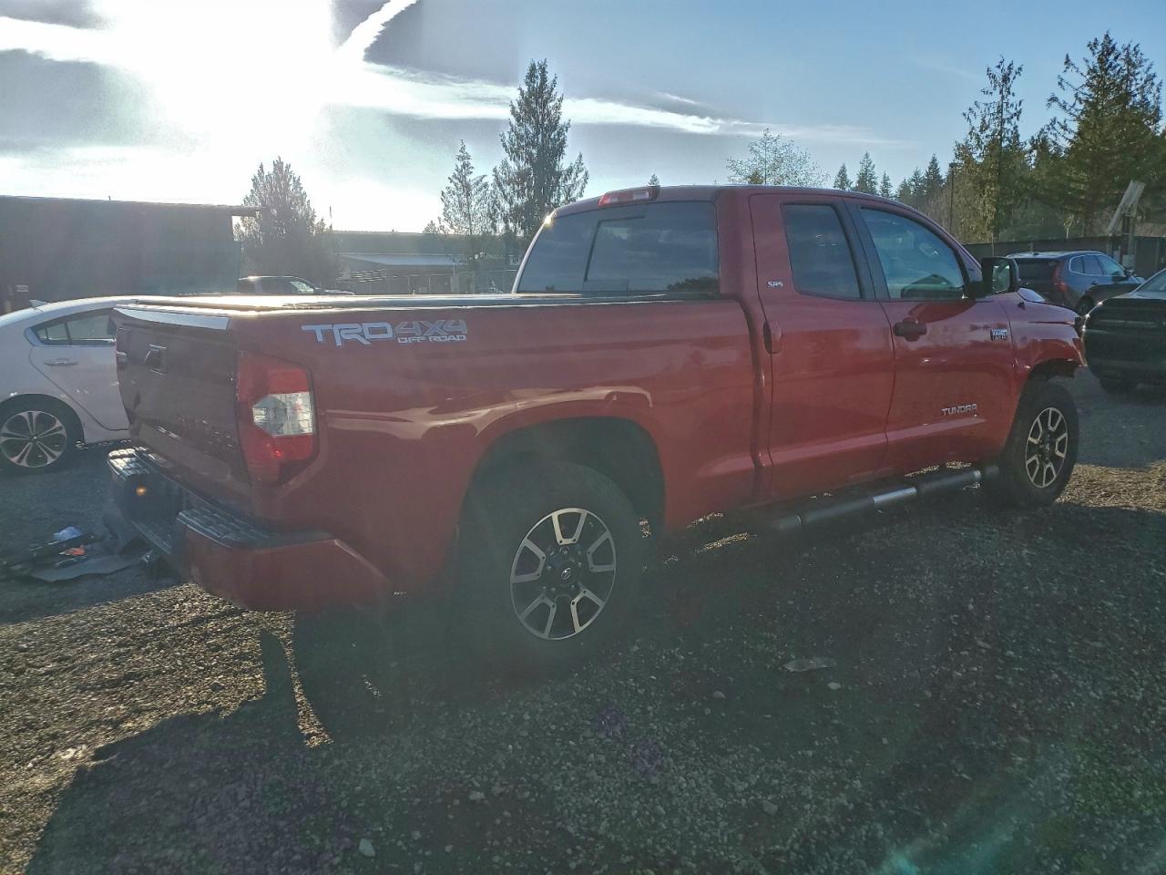 TOYOTA TUNDRA DOUBLE CAB SR