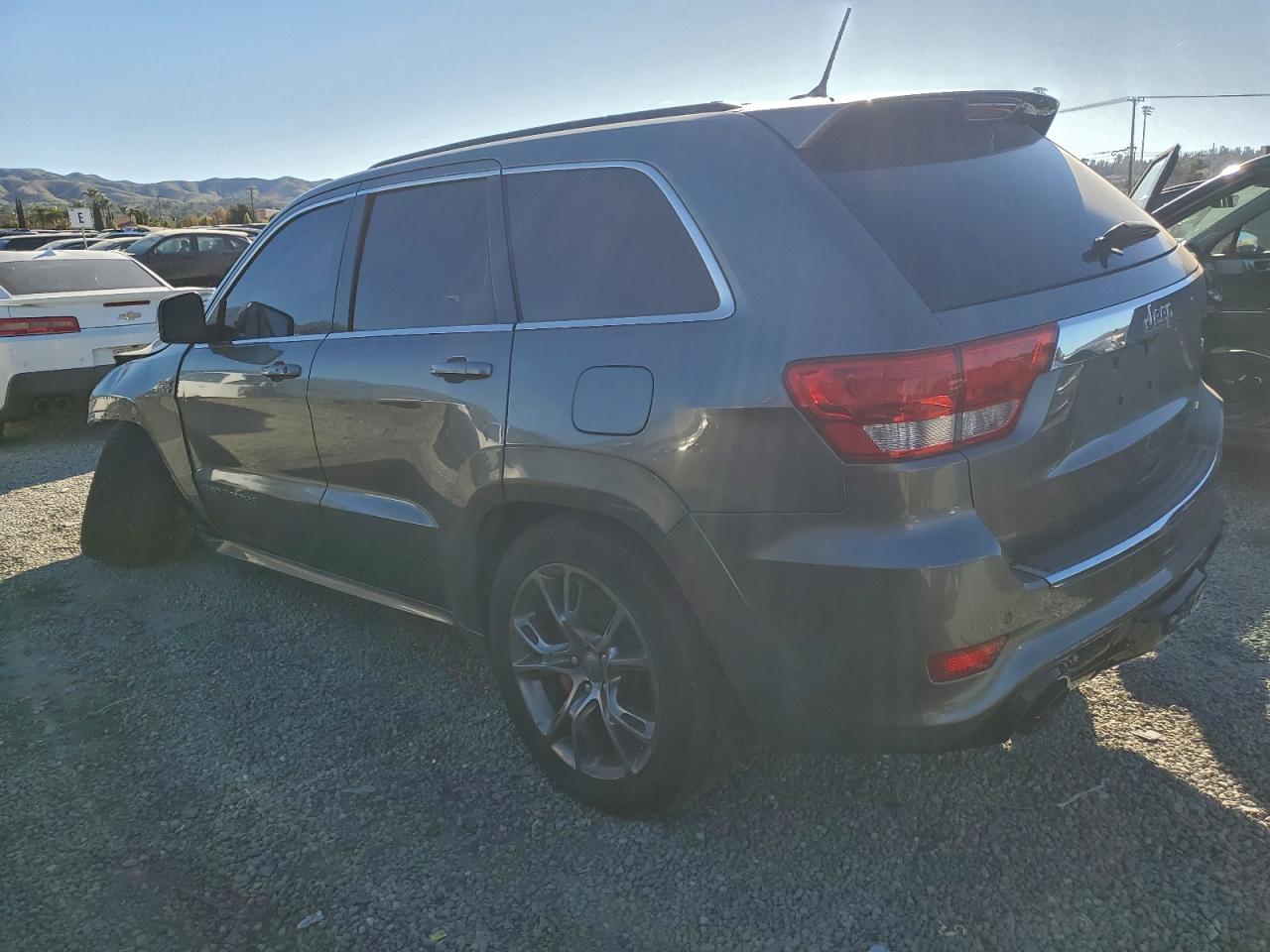 JEEP GRAND CHEROKEE SRT-8