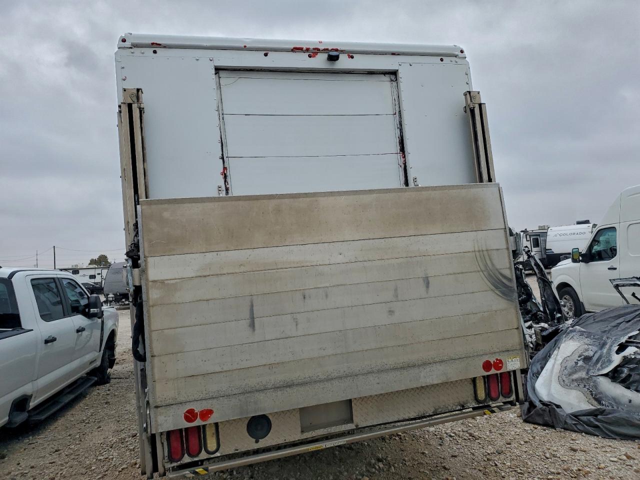 Lot #3310377966 2015 FORD F59