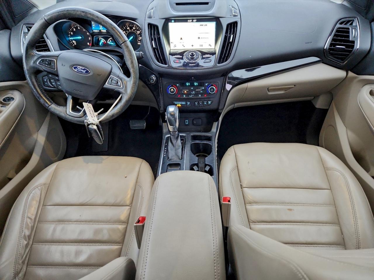 FORD ESCAPE TITANIUM