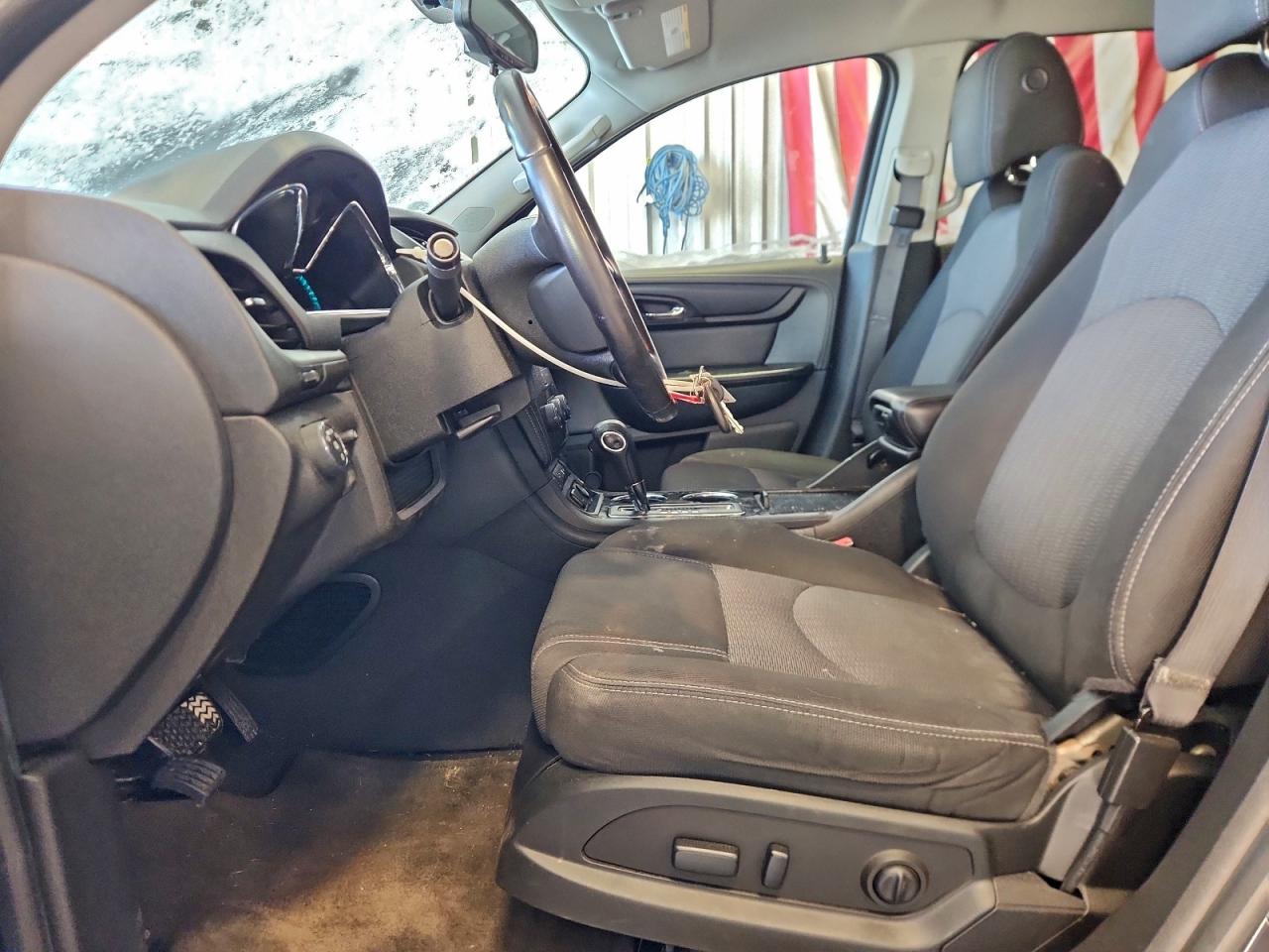 CHEVROLET TRAVERSE LT