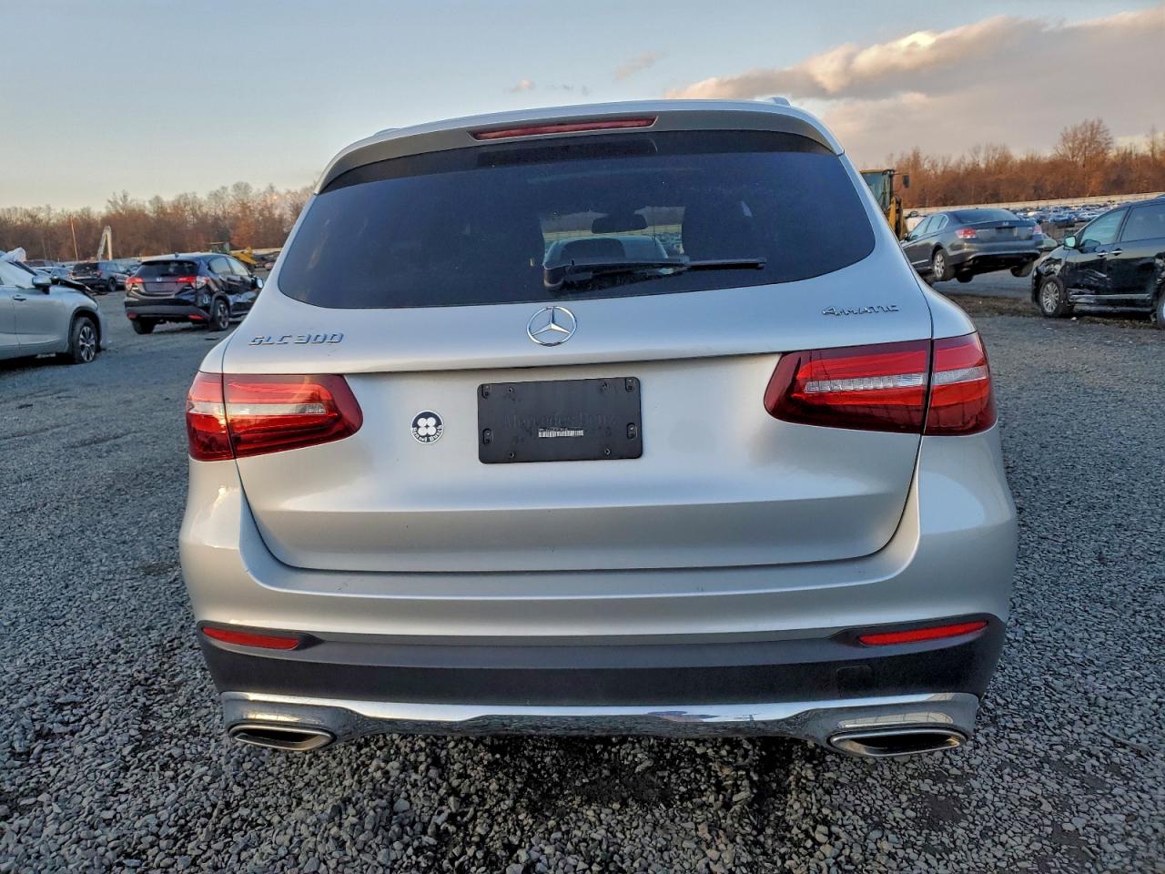 MERCEDES-BENZ GLC-CLASS 300 4MATIC