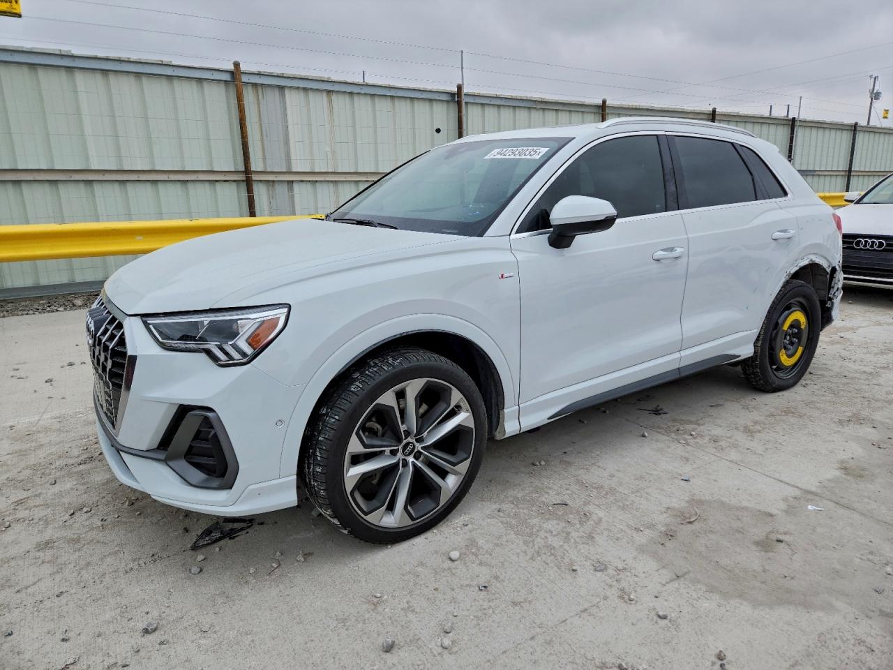 AUDI Q3 PRESTIGE S-LINE