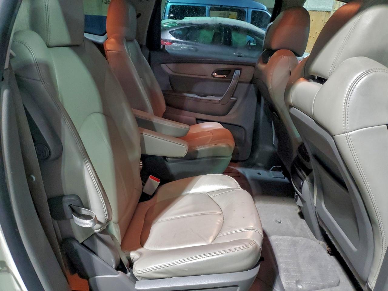 CHEVROLET TRAVERSE LT