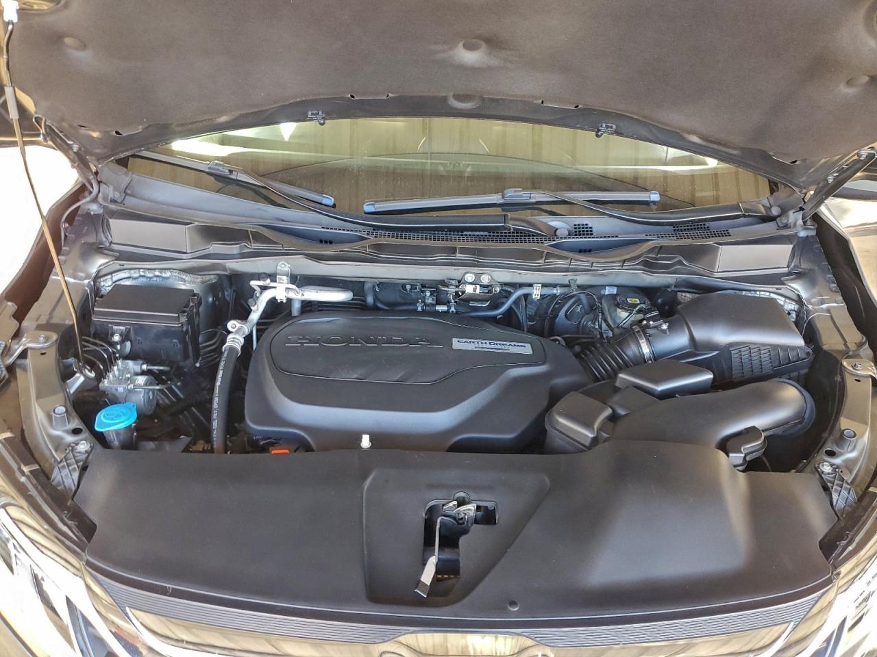 Lot #3311602350 2018 HONDA ODYSSEY EX