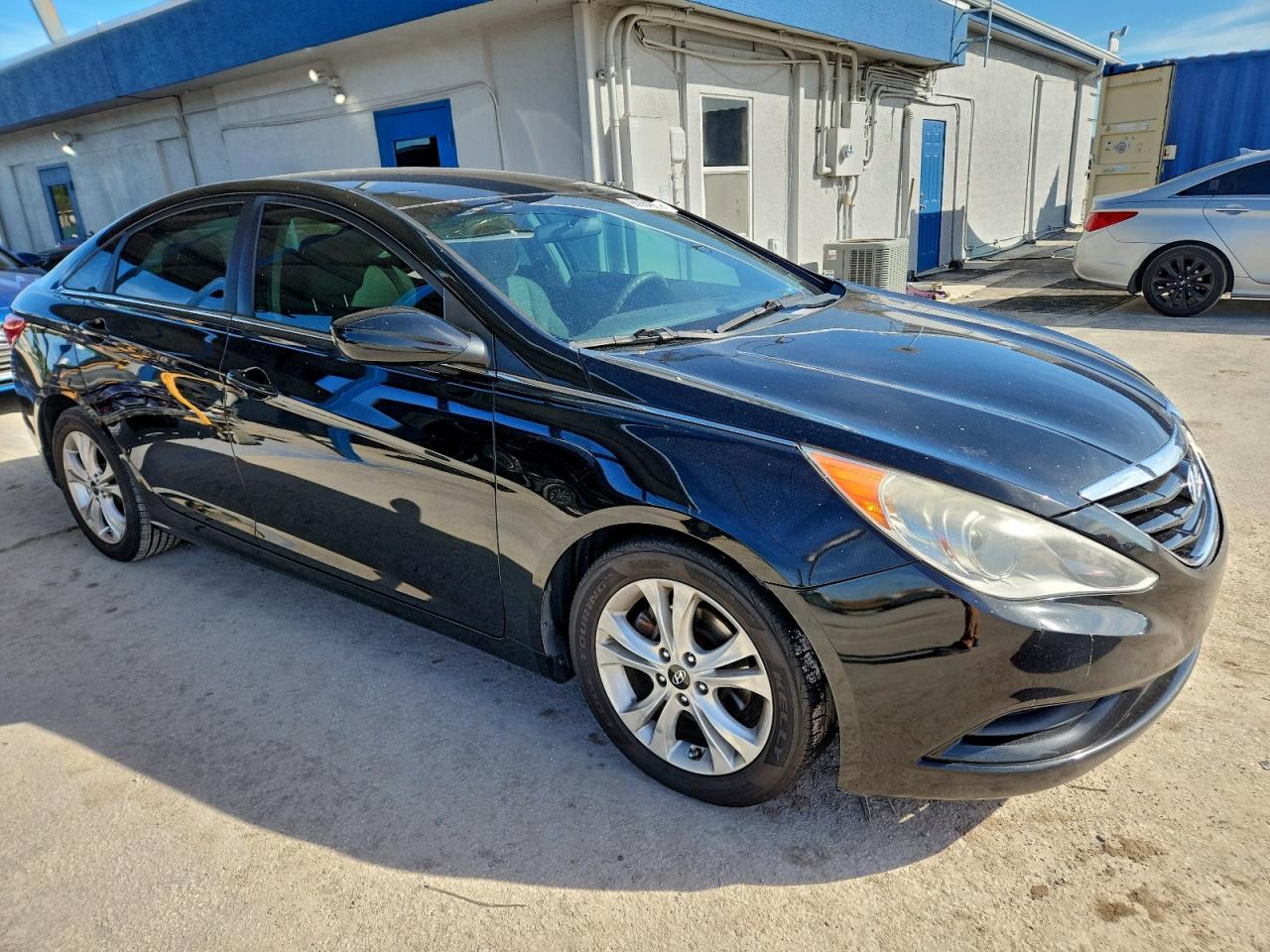 Lot #3316754414 2011 HYUNDAI SONATA GLS