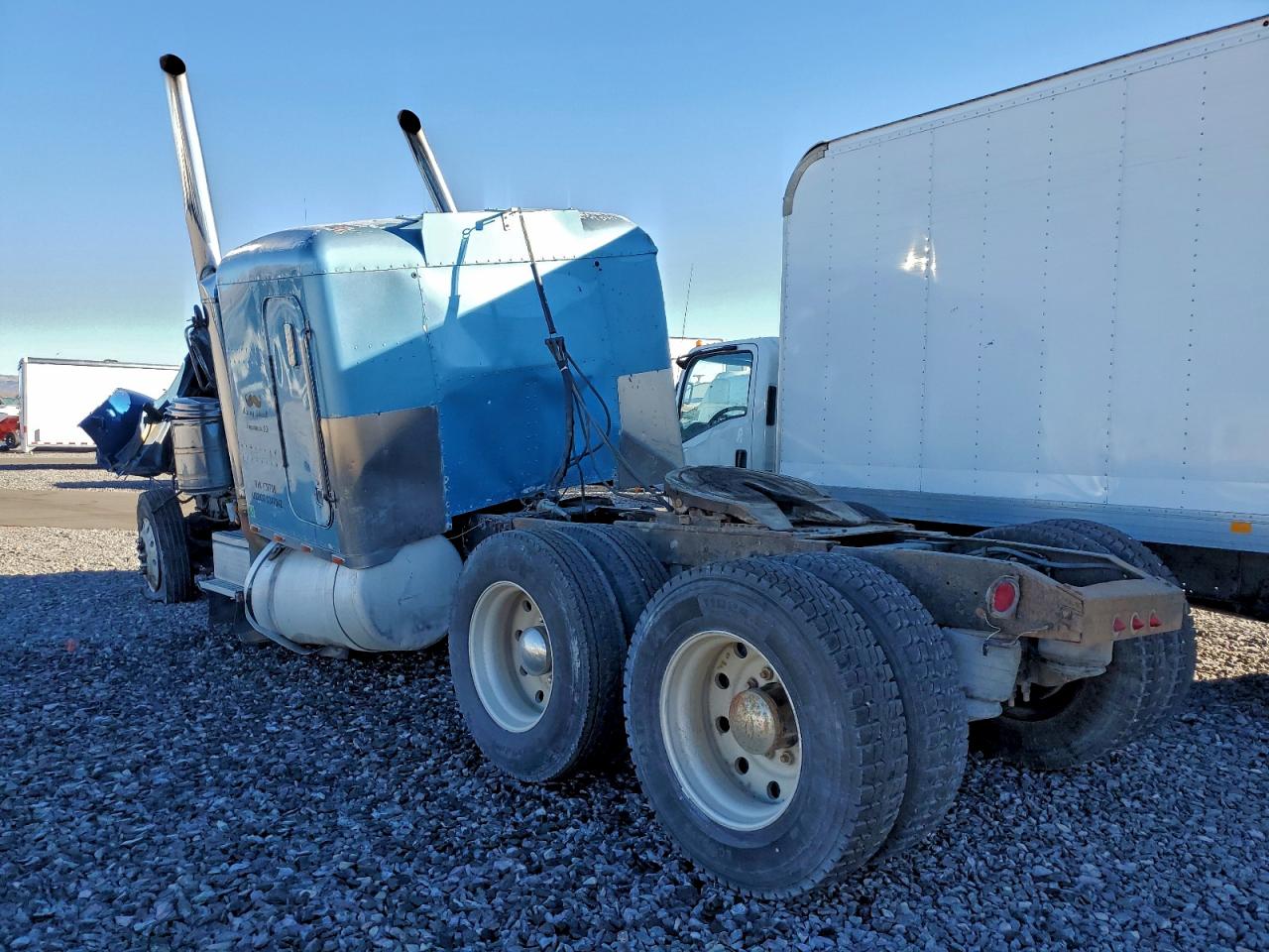 Lot #3312813095 1984 PETERBILT 382