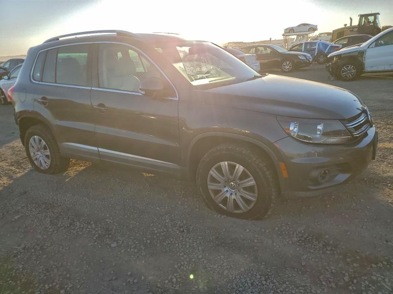 2013 VOLKSWAGEN TIGUAN S #3310347996